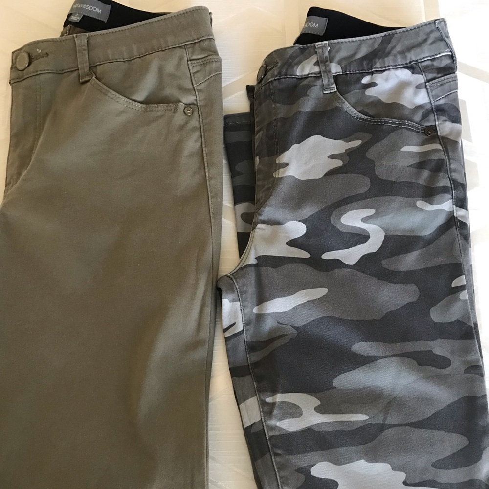 Wit & Wisdom women’s pants. Camouflage and army green. Like new. Barely worn.